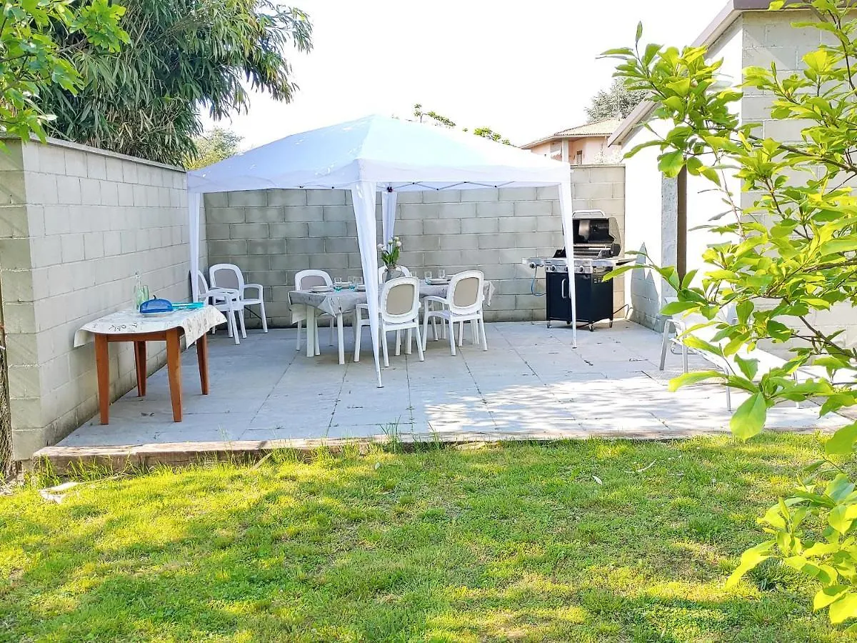 Ferienhaus Cottage Lake Lisanza Sesto Calende